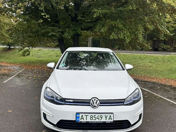 Авто Volkswagen E-Golf 2017 № 8015722
