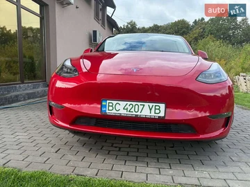 Авто Tesla Model Y 2023 № 8016077