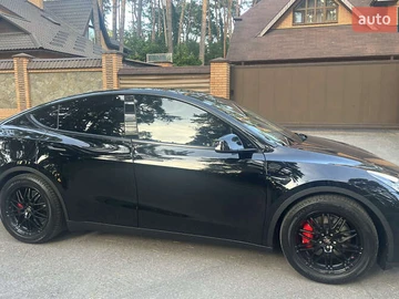 Авто Tesla Model Y 2023 № 8016078