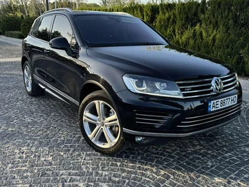 Авто Volkswagen Touareg 2018 № 8016202