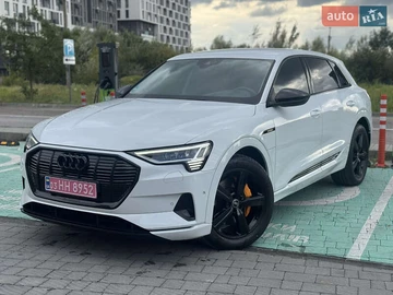Авто Audi E-Tron 2023 № 8016203