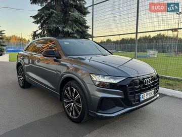 Авто Audi Q8 2021 № 8016214