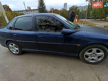 Авто Opel Vectra 1999 № 8016236