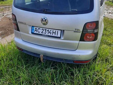 Авто Volkswagen Touran 2009 № 8016244