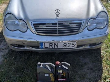 Авто Mercedes C-Class 2003 № 8016287
