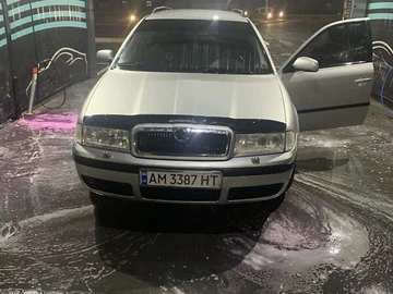 Авто Skoda Octavia 2004 № 8016405