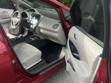 Авто Nissan Leaf 2012 № 8016409