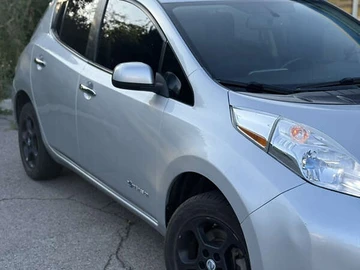 Авто Nissan Leaf 2014 № 8016411