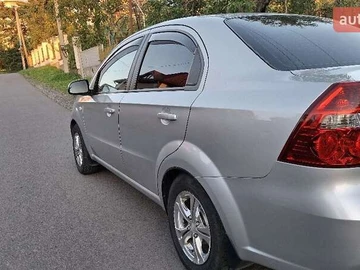 Авто Chevrolet Aveo 2007 № 8016412