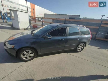 Авто Volvo V50 2008 № 8016607