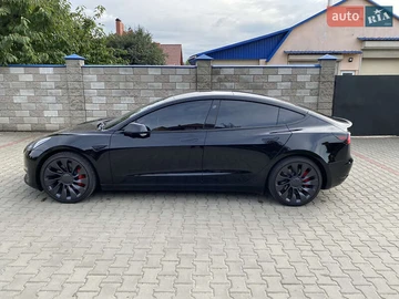 Авто Tesla Model 3 2022 № 8017304