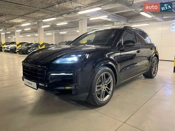 Авто Porsche Cayenne 2023 № 8017376