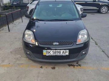 Авто Ford Fiesta 2007 № 8017658