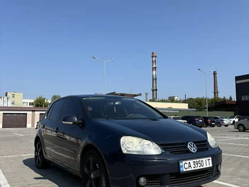 Авто Volkswagen Golf 2005 № 8017695