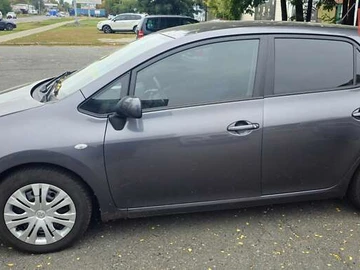 Авто Toyota Auris 2007 № 8017729
