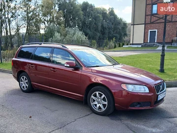 Авто Volvo V70 2009 № 8018004