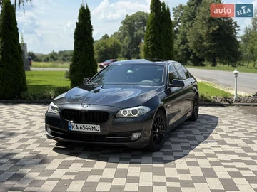 Авто BMW 5 Series 2012 № 8018345