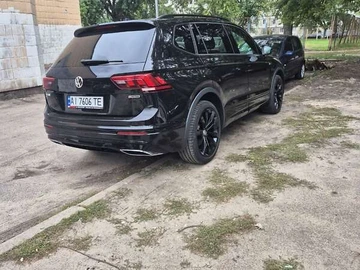 Авто Volkswagen Tiguan 2021 № 8018546
