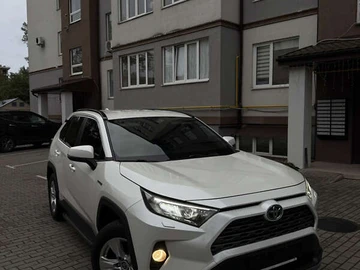 Авто Toyota Rav4 2019 № 8018735