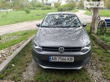 Авто Volkswagen Polo 2012 № 8018907