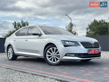 Авто Skoda Superb 2016 № 8019102