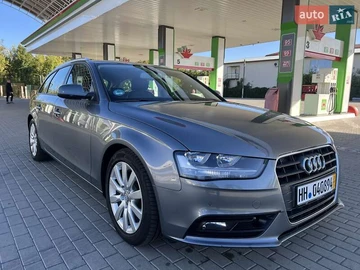 Авто Audi A4 2015 № 8019403