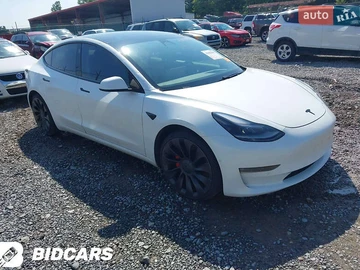 Авто Tesla Model 3 2021 № 8019418