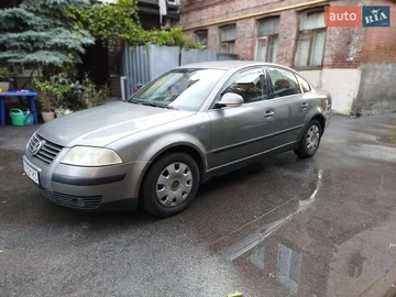Авто Volkswagen Passat 2004 № 8019574