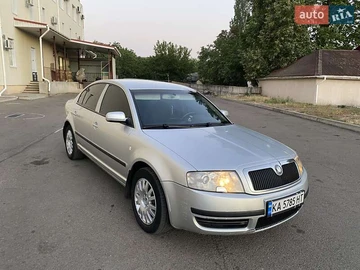 Авто Skoda Superb 2002 № 8019577