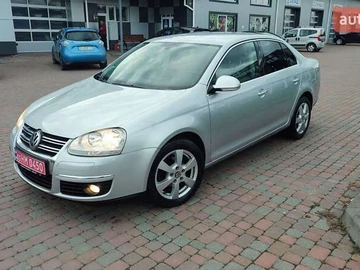 Авто Volkswagen Jetta 2005 № 8019697