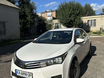 Авто Toyota Corolla 2015 № 8019740