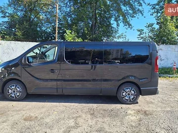 Авто Renault Trafic 2015 № 8019769
