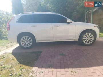 Авто Volvo Xc90 2017 № 8019992