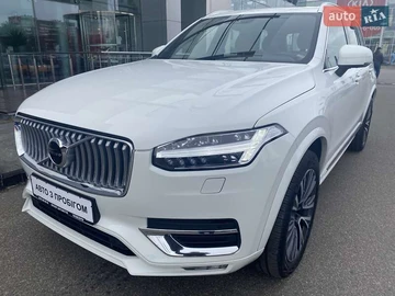 Авто Volvo Xc90 2021 № 8020004