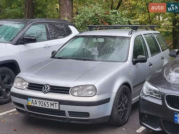 Авто Volkswagen Golf 2002 № 8020166