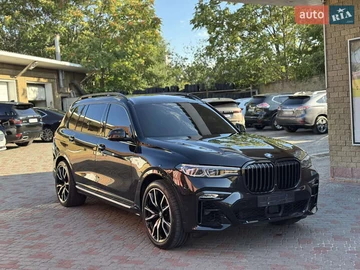 Авто BMW X7 2021 № 8020799