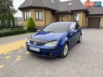 Авто Volkswagen Golf 2004 № 8020933