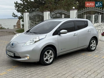 Авто Nissan Leaf 2017 № 8021132