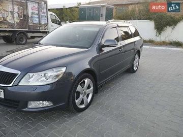 Авто Skoda Octavia 2009 № 8021150