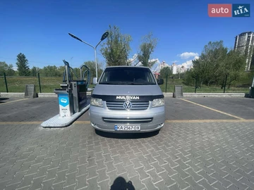 Авто Volkswagen Multivan 2003 № 8021177