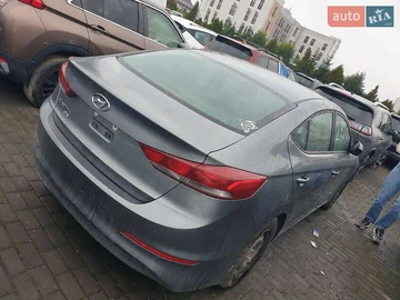 Авто Hyundai Elantra 2018 № 8021291