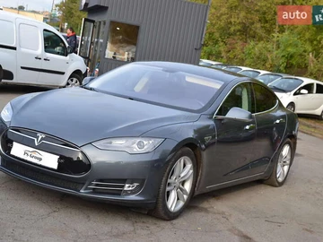 Авто Tesla Model S 2015 № 8021304