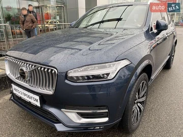 Авто Volvo Xc90 2022 № 8021658