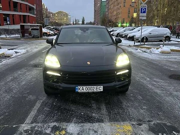 Авто Porsche Cayenne 2021 № 8021672