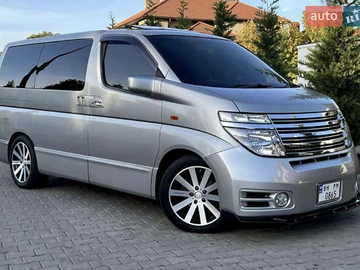 Авто Nissan Elgrand 2003 № 8022028