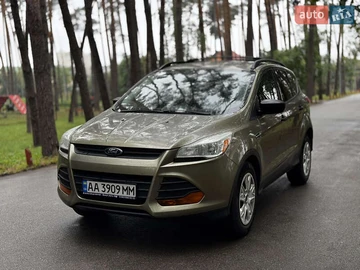 Авто Ford Escape 2014 № 8022297