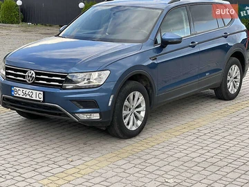 Авто Volkswagen Tiguan 2020 № 8022510