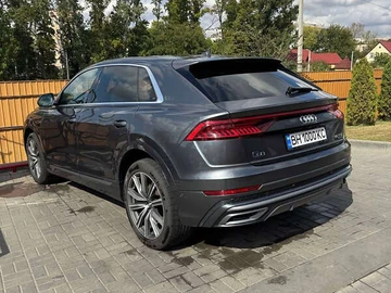 Авто Audi Q8 2019 № 8022849
