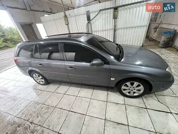 Авто Opel Vectra 2004 № 8023006