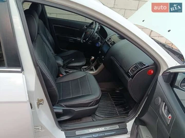 Авто Geely Emgrand Ec7-Rv 2012 № 8023038